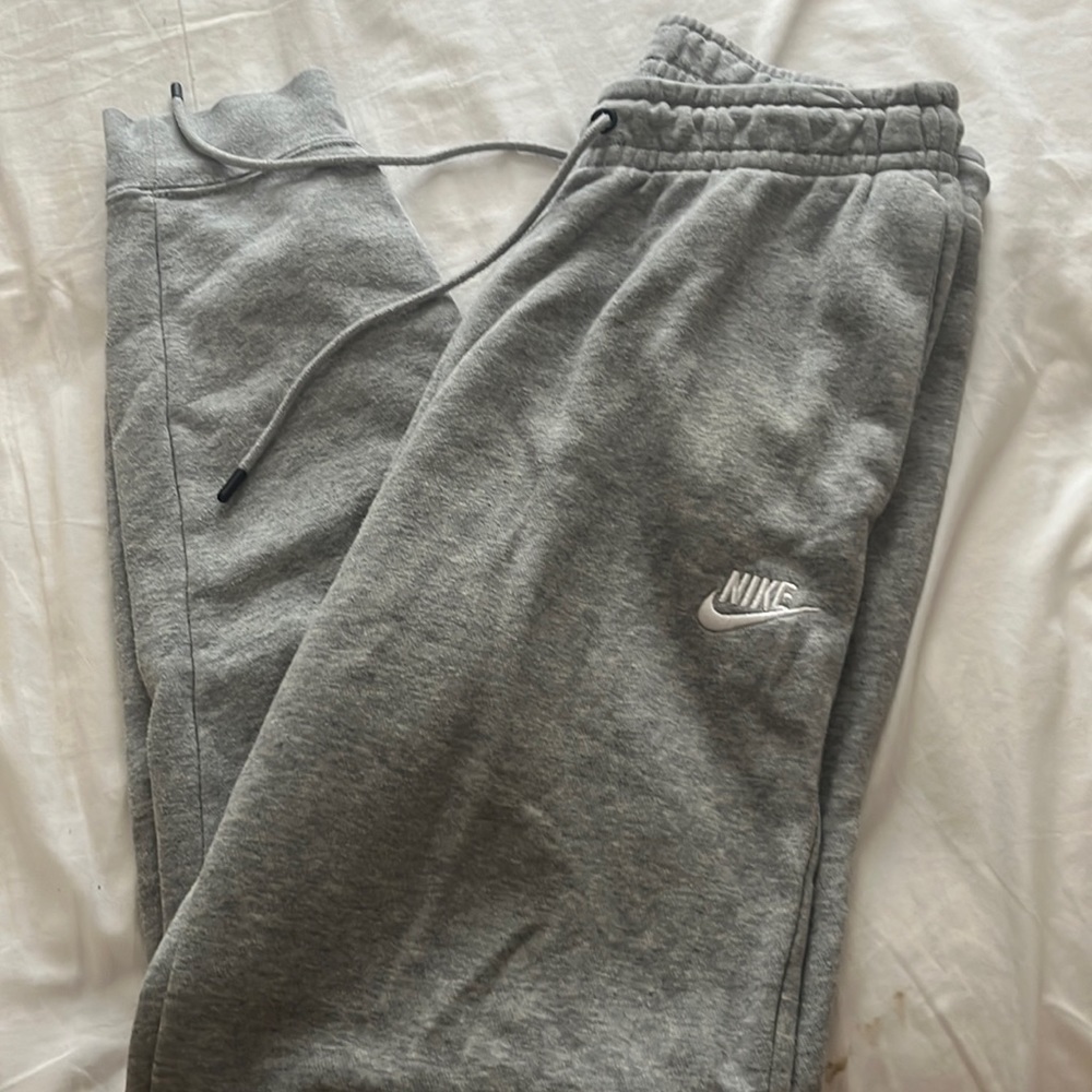 Grey nike sweats